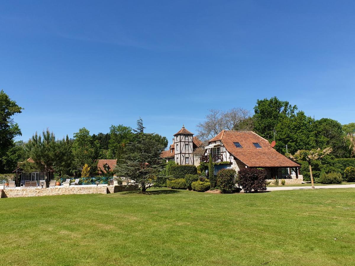 Bed and Breakfast Moulin Du Soustre Cavagnac Exterior foto