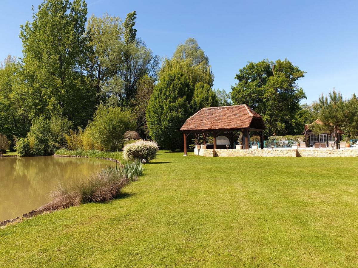 Bed and Breakfast Moulin Du Soustre Cavagnac Exterior foto